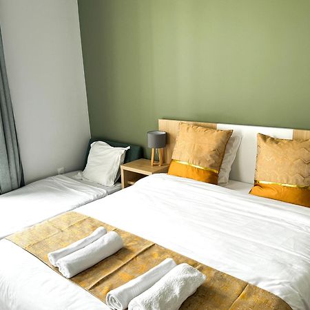 Studio De Charme Parisien Леваллуа-Перре Екстер'єр фото